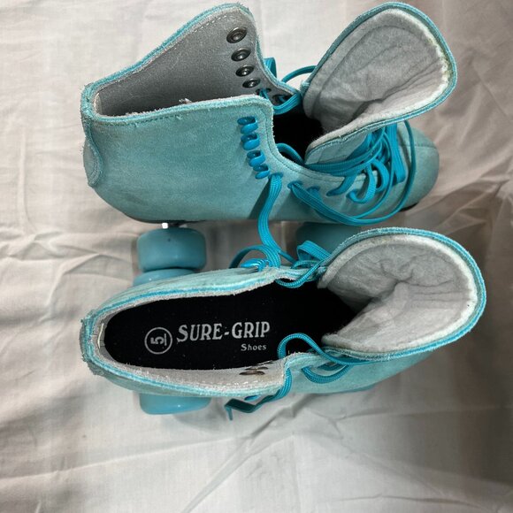 Boardwalk Sure Grip Roller Skates - Picture 2 of 6